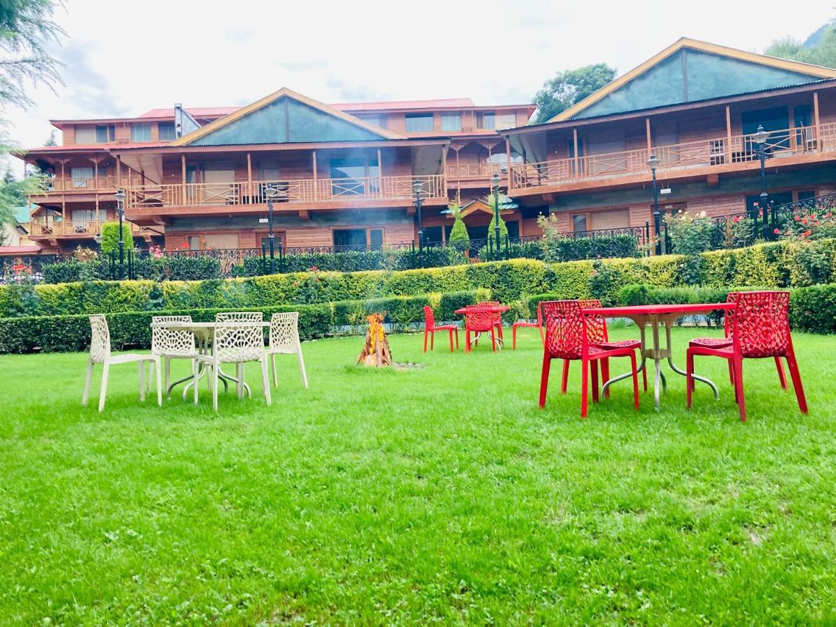 Snow Palm Resort, Manali Esterno foto