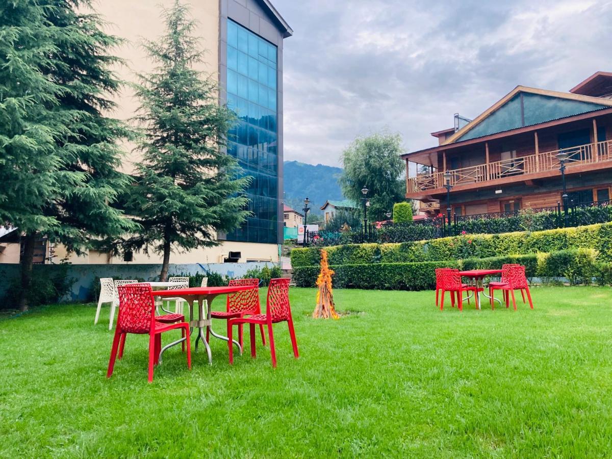 Snow Palm Resort, Manali Esterno foto